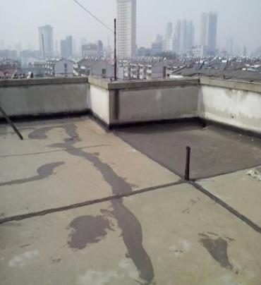 南昌市漏水维修 楼顶漏水是什么原因，楼顶漏水维修方法是什么?